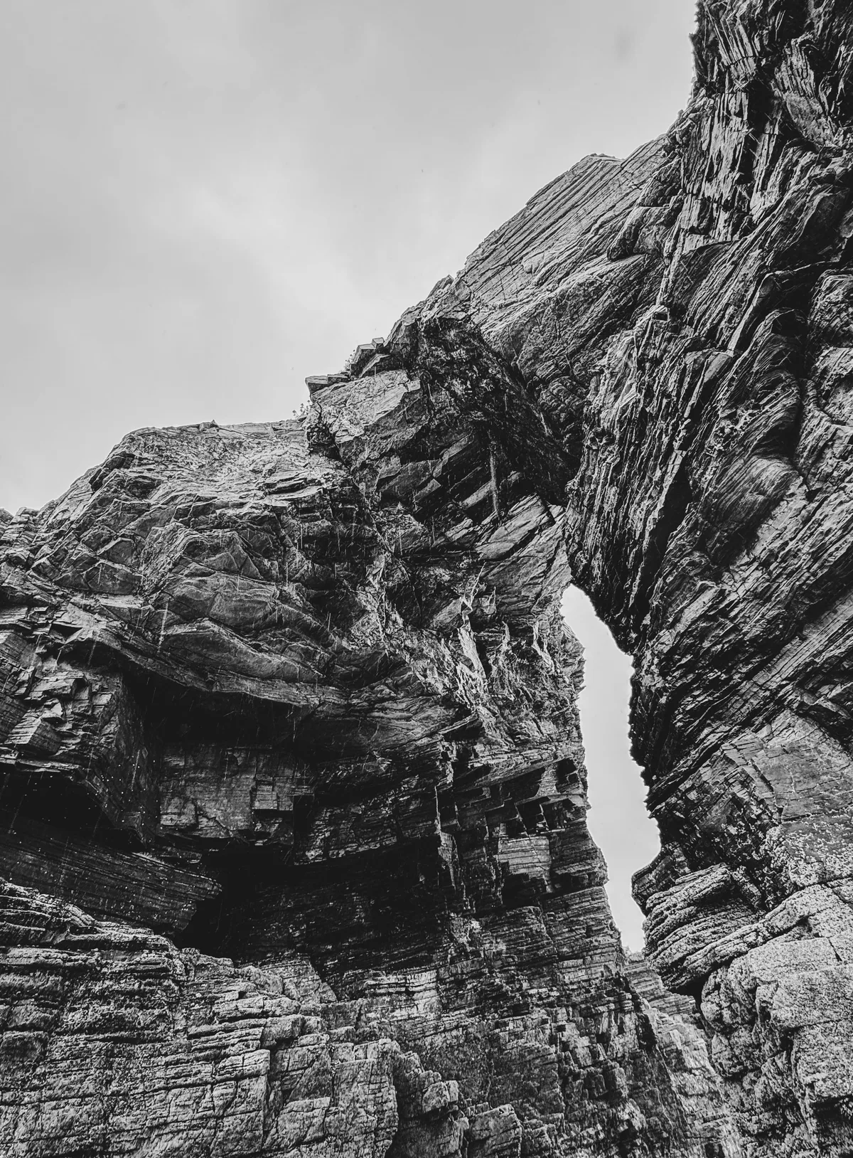 Black and white portrait photograph by Xevi Machado (22)